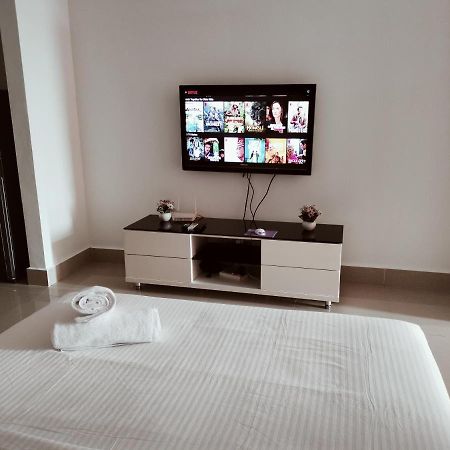 Cyberjaya Shaftesbury 2 Apartment Luaran gambar